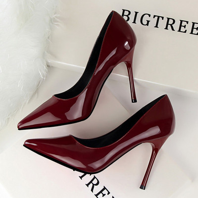 Κομψά γυναικεία  παπούτσια με ψηλό τακούνι σε διάφορα χρώματα