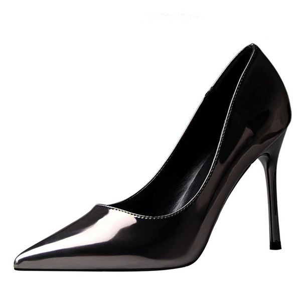 Κομψά γυναικεία  παπούτσια με ψηλό τακούνι σε διάφορα χρώματα