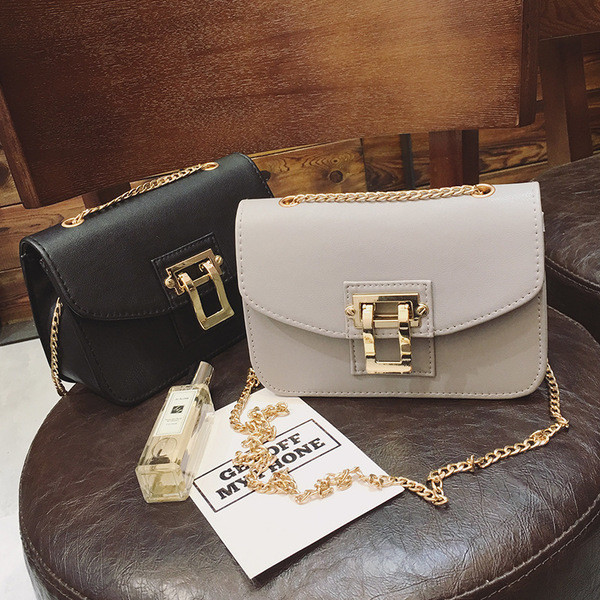 Geantă mică și elegantă, cu mâner metalic în mai multe culori