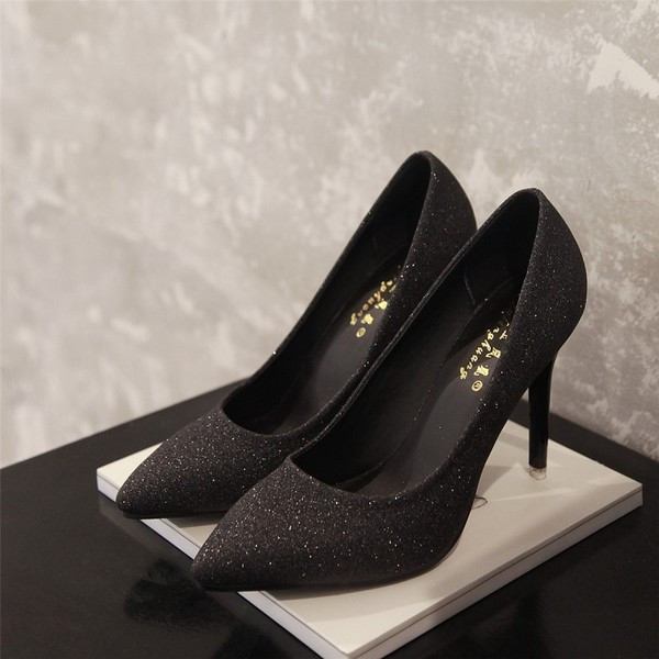 Κομψά γυναικεία παπούτσια με ψηλό τακούνι σε διάφορα χρώματα