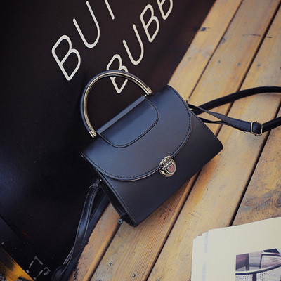 Geanta mica de dama moderna din piele ecologica in mai multe culori