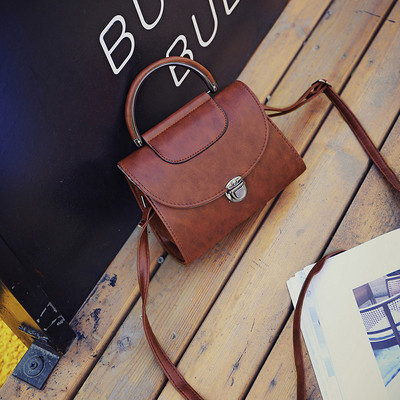 Geanta mica de dama moderna din piele ecologica in mai multe culori