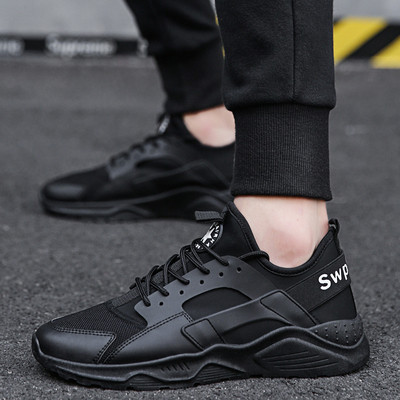 Adidași bărbați stilați în mai multe modele