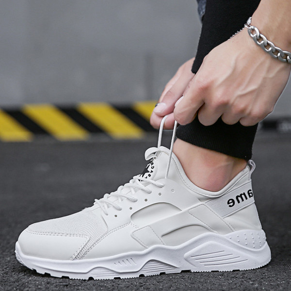 Adidași bărbați stilați în mai multe modele