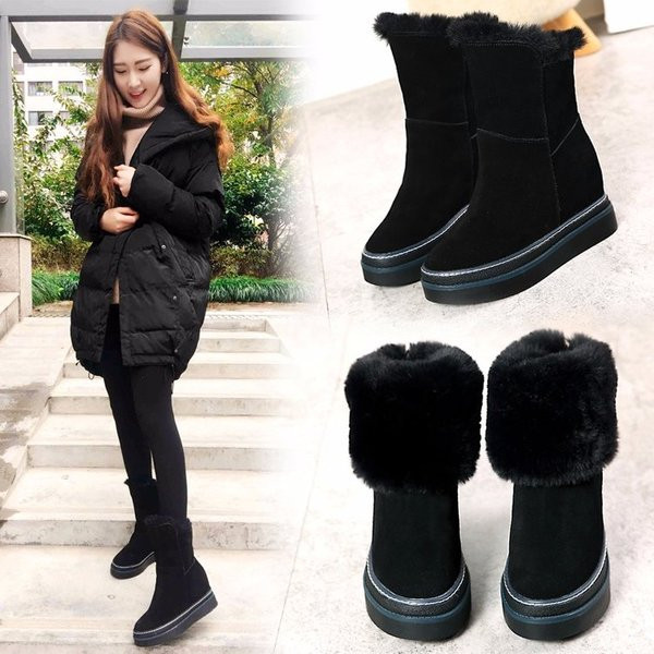 Καθημερινές  γυναικείες μπότες με γούνα σε δύο χρώματα