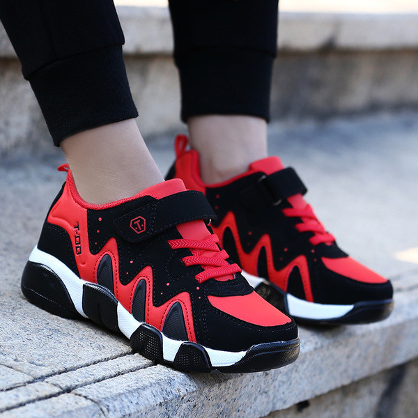 Детски зимни водоустойчиви маратонки за момчета в три цвята