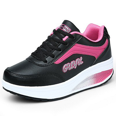 Adidasi de dama cu talpa inalta in mai multe culori potriviti pentru utilizarea de zi cu zi