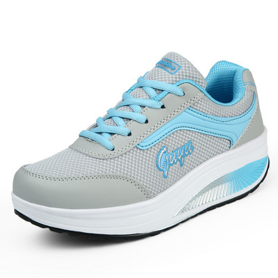 Adidasi de dama cu talpa inalta in mai multe culori potriviti pentru utilizarea de zi cu zi