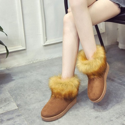 Ghete de dama moderne cu puf in trei culori