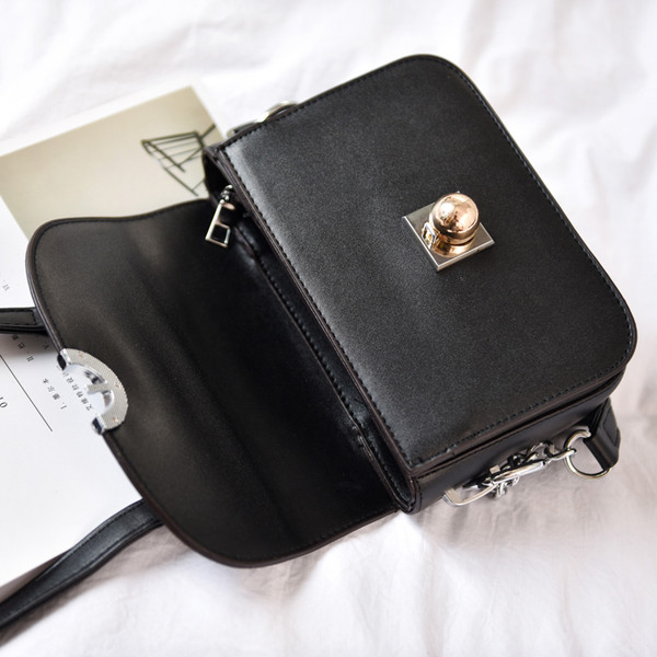 Geanta mica din piele in trei culori