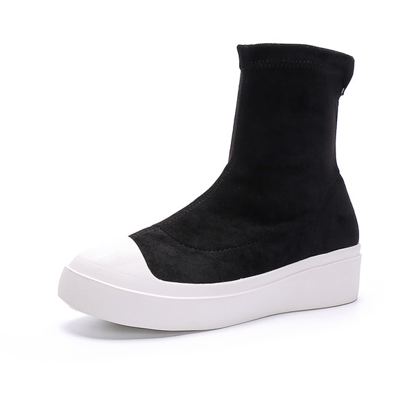 Αθλητικές κομψές γυναικείες  μπότες σε δύο χρώματα