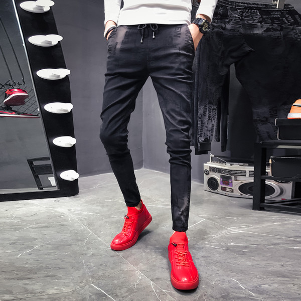 Blugi moderni pentru bărbați cu șireturi și inscripție