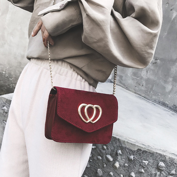 Geanta de dama eleganta cu inchidere metalica in mai multe culori