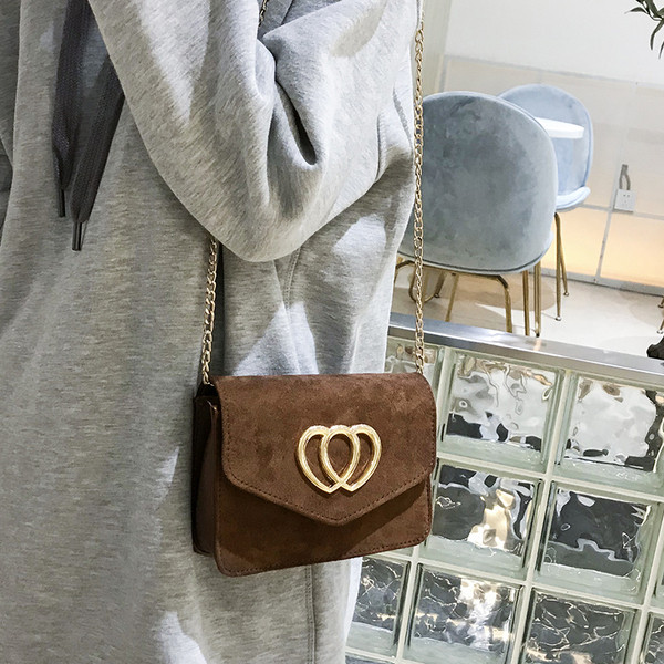 Geanta de dama eleganta cu inchidere metalica in mai multe culori