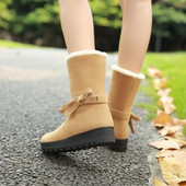 Κομψές γυναικείες μπότες με παχιά σόλα σε τρία χρώματα