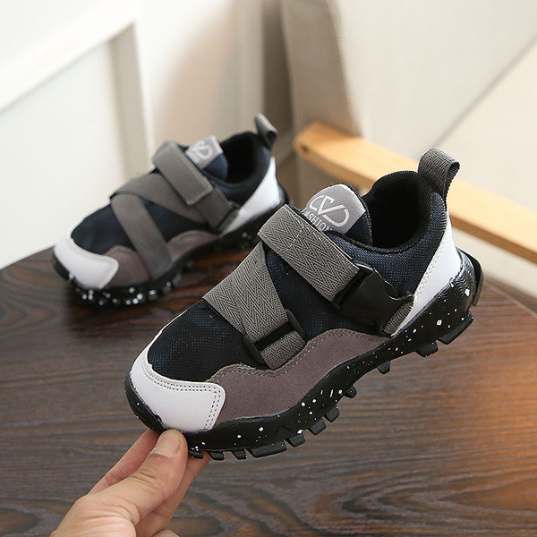 Детски ежедневни маратонки за момчета в три цвята