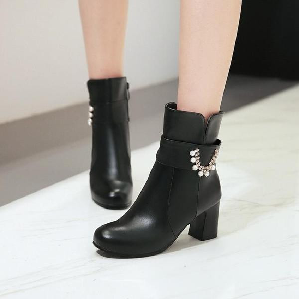 Cizme de dama elegante cu toc gros cu catarama