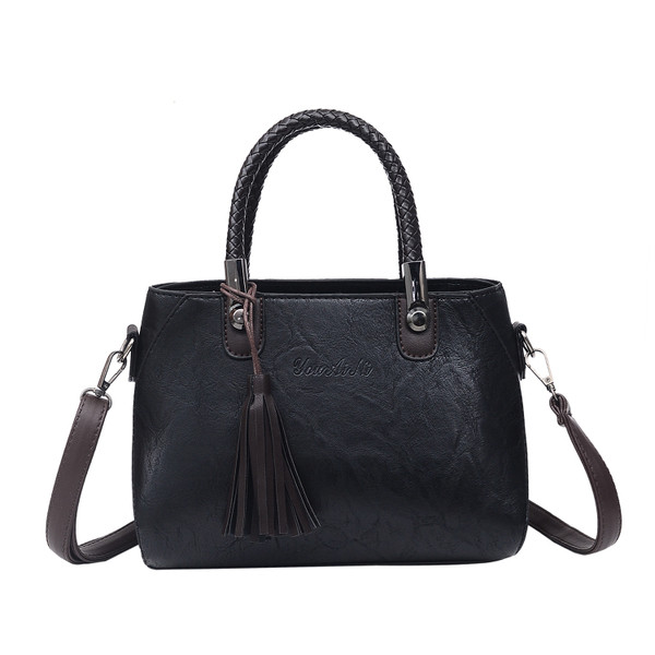 Geanta de dama potrivita pentru utilizarea de zi cu zi cu accesoriu