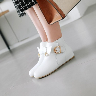 Ghete de dama elegante cu decor 3D in trei culori