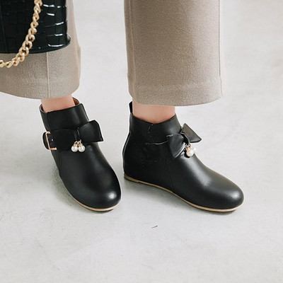 Ghete de dama elegante cu decor 3D in trei culori