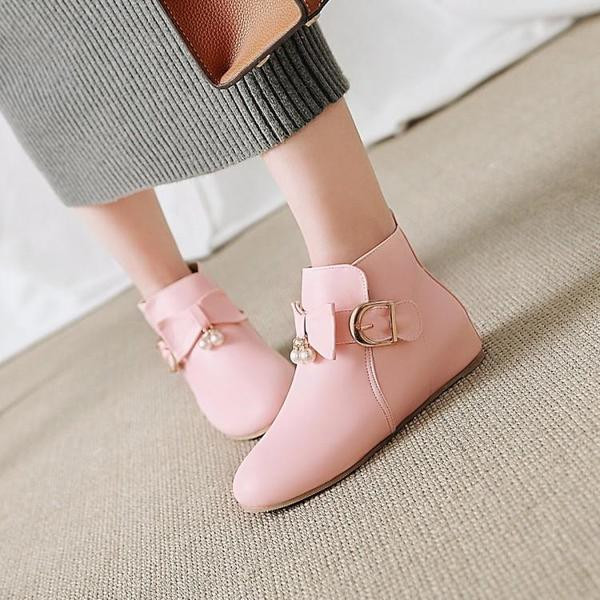 Ghete de dama elegante cu decor 3D in trei culori