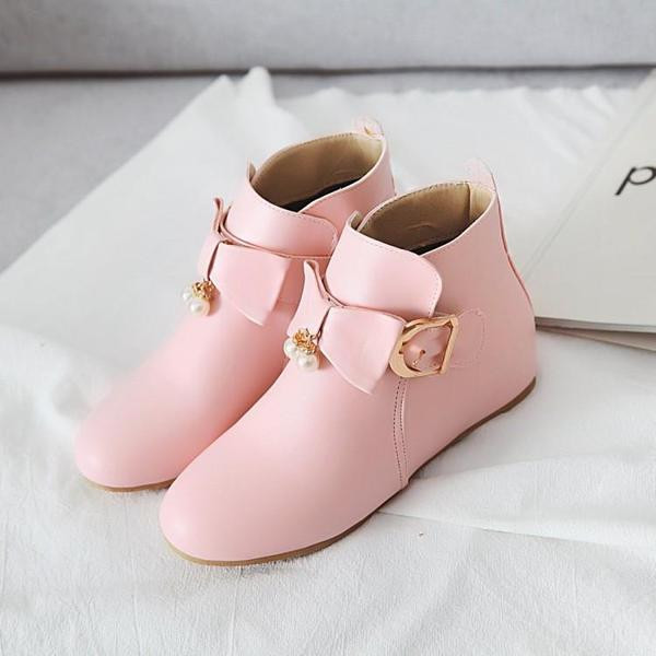 Ghete de dama elegante cu decor 3D in trei culori