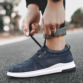 Adidași moderni pentru bărbați în trei culori