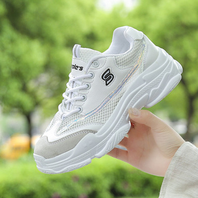 Tenisi dama in doua modele - mai multe culori