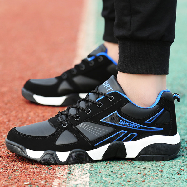 Tenisi actuali pentru bărbați în patru culori