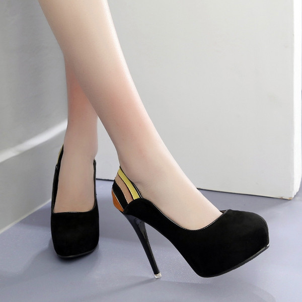 Pantofi moderni de dama din piele intoarsa cu toc inalt si element de culoare