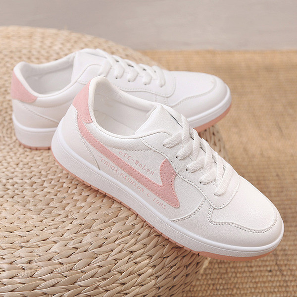 Μοντέρνα μοντέλα γυναικεία πάνινα παπούτσια - διάφορα μοντέλα