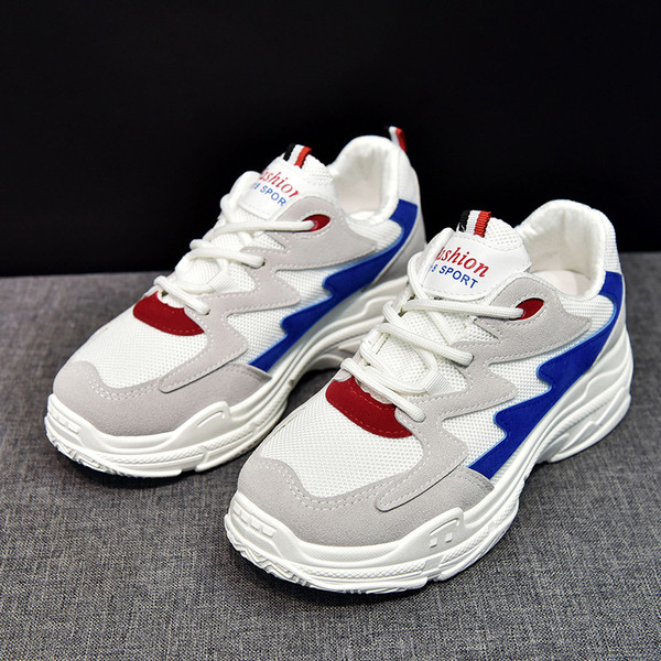 Model nou de adidasi dama cu platforma in trei culori