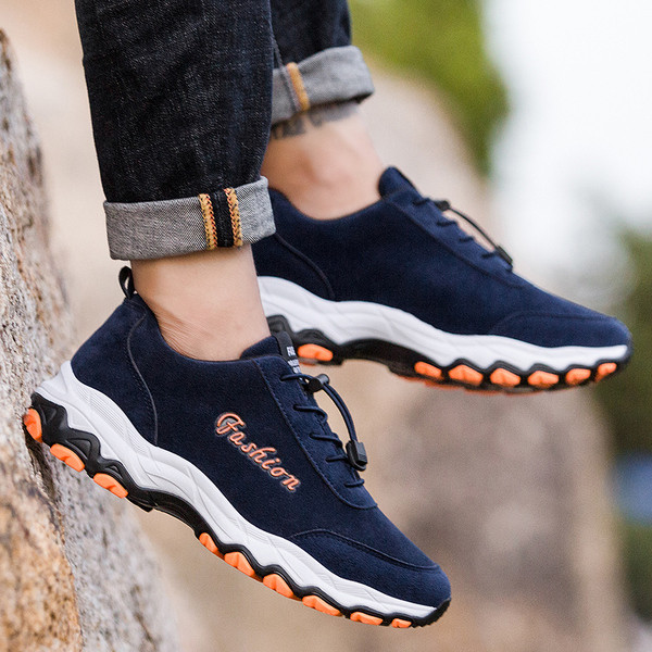 Tenisi de piele intoarsa pentru barbati in trei culori potriviti pentru utilizarea de zi cu zi