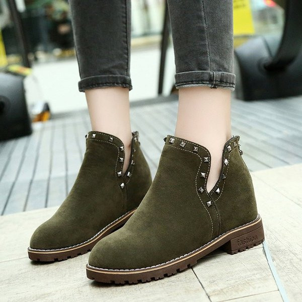 Cizme de dama elegante cu ochiuri in doua culori