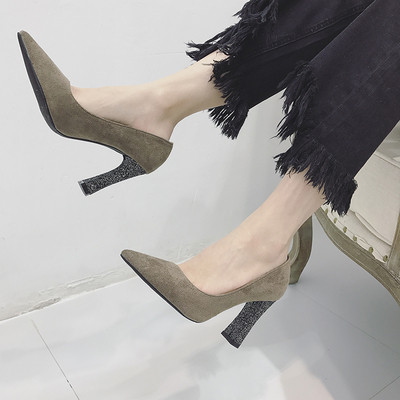 Pantofi de dama actuali cu element de toc stralucitor in negru si bej