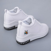 Adidasi moderni de dama cu talpa inalta si broderie in doua culori