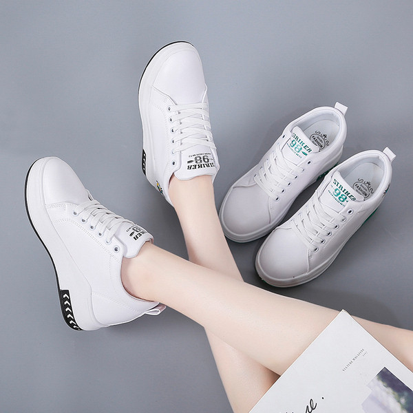 Adidasi moderni de dama cu talpa inalta si broderie in doua culori