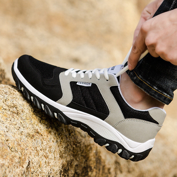 Adidasi moderni pentru barbati cu talpa aspra in trei culori