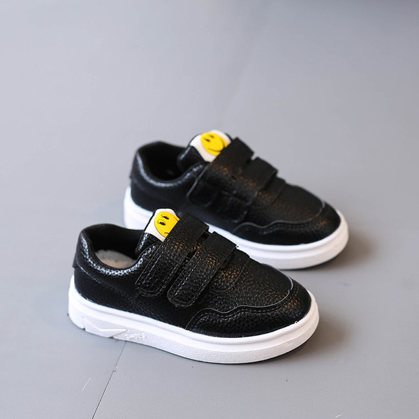 Pantofi casual pentru copii pentru baieti cu zambet si autocolante in alb si negru