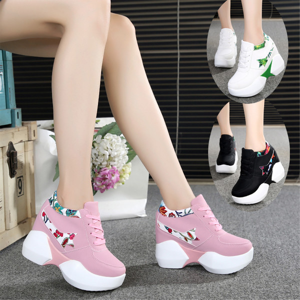 Нов модел дамски модерни кецове с платформа в няколко модела