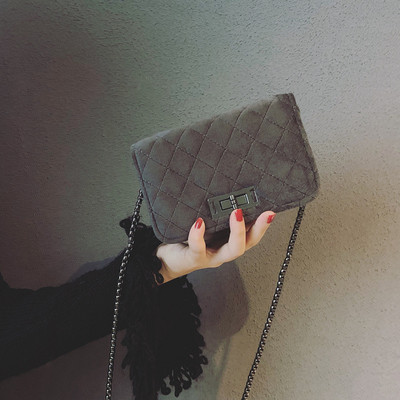 Geanta de dama cu inchidere moderna