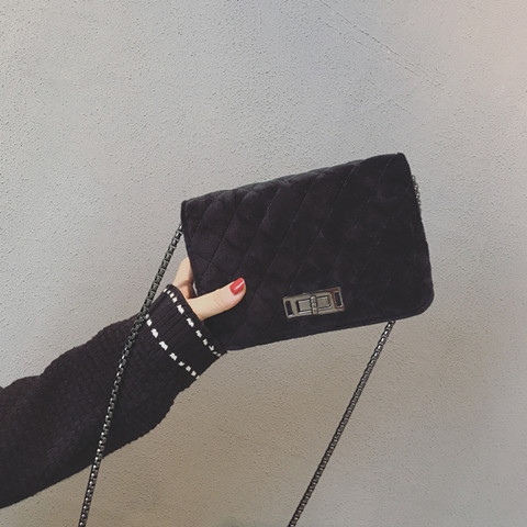 Geanta de dama cu inchidere moderna