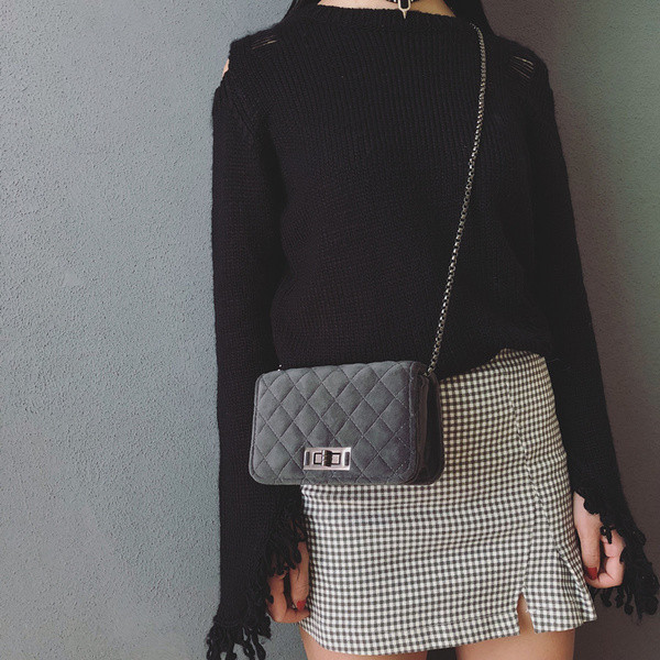 Geanta de dama cu inchidere moderna