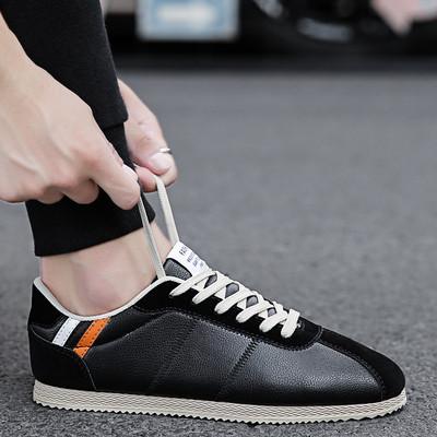 Adidași bărbați stilați în mai multe culori - două modele