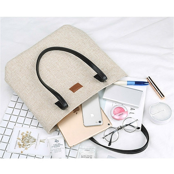 Geanta de dama moderna potrivita pentru utilizarea de zi cu zi in doua culori