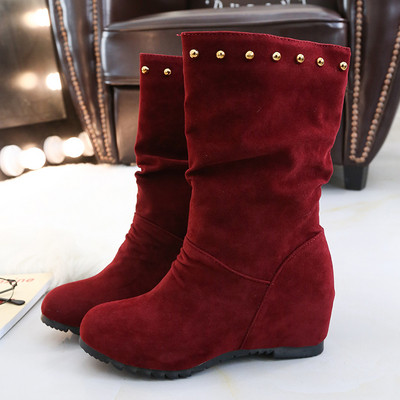 Μοντέρνες μπότες γυναικείες σε τριία χρώματα