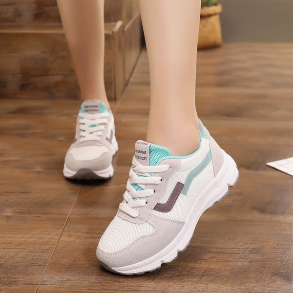 Model nou de adidasi de dama din piele intoarsa cu talpa inalta in mai multe modele