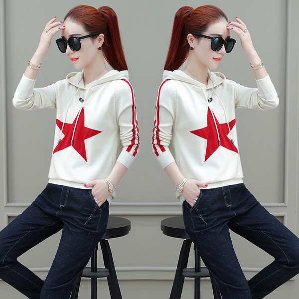 Hanorac de dama modern cu aplicatie in trei culori