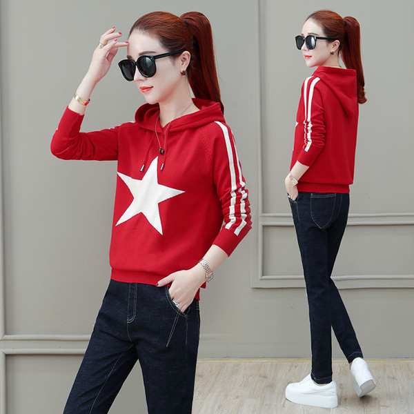 Hanorac de dama modern cu aplicatie in trei culori