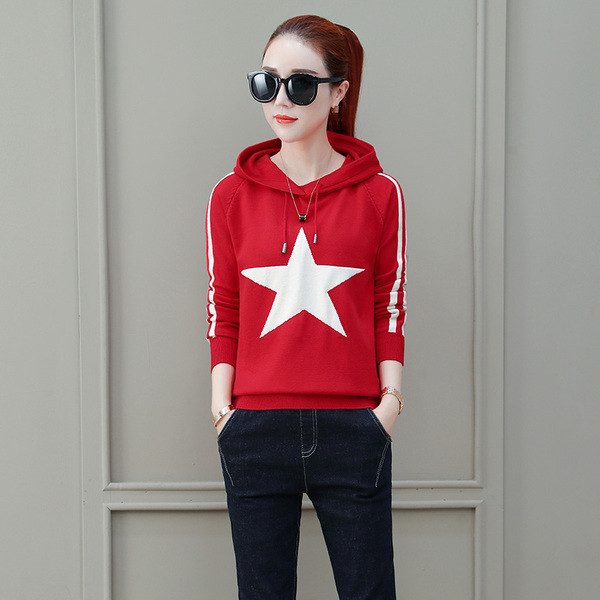 Hanorac de dama modern cu aplicatie in trei culori